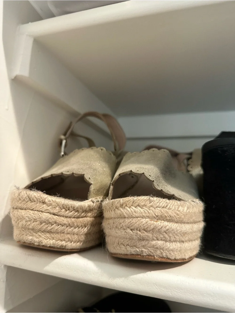 Caslon Gold Scalloped Espadrille Wedge Sandals